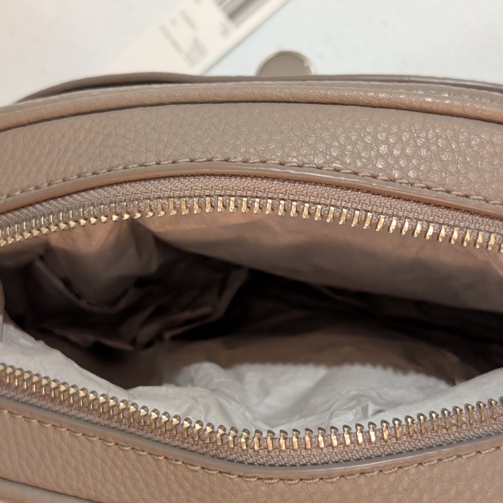 NWT Marc Jacobs Taupe Leather Crossbody Bag - Picture 8 of 10